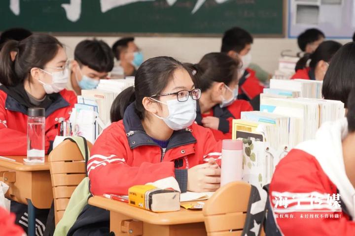 海高开学,海宁宏达高级中学新生开学