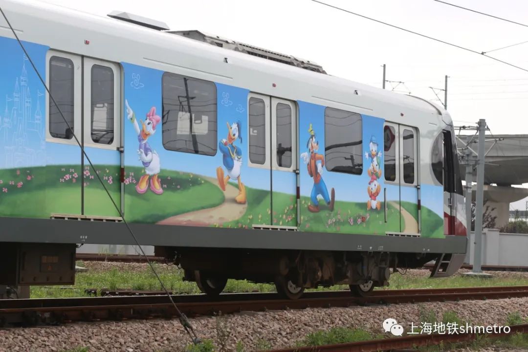 上海地铁的浦东情缘：两个“90后”的互助“轨迹”【纪念】浦东开发开放30周年