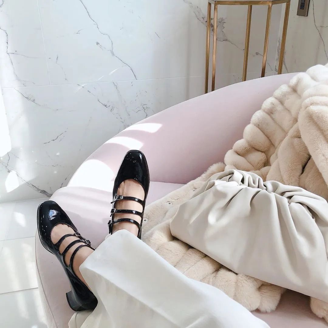 虽然拥有200双鞋，但我平时穿得最多的还是这双