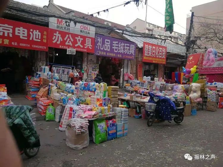 林州步行街实景,林州仿古一条街