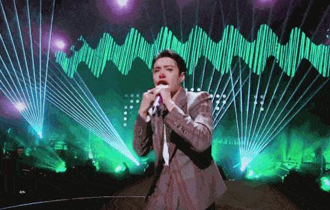 壹周潮话题|木村夫妇结婚20年首秀恩爱,海狸Kaia居家没忘秀身材