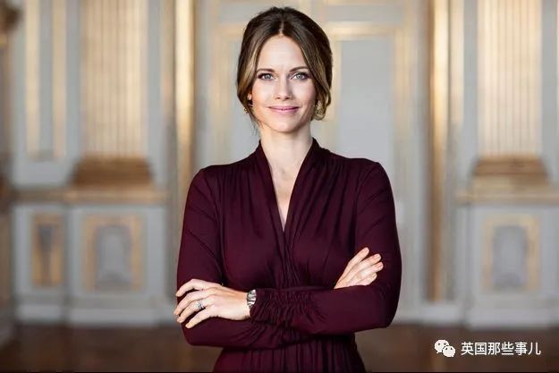 当年嫁入瑞典王室的不雅王妃跑去支援医生！曾不待见的瑞典民众，现在也开始夸了