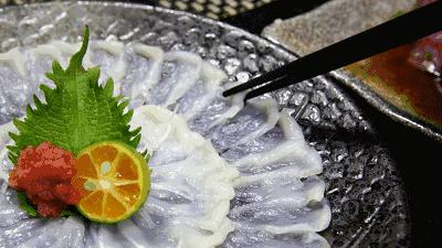 体内驱虫致癌案例,女子体内取出活虫原来吃了这道菜