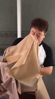 “你和异性发生过最尴尬的事!笑得我差点当场去世了…”哈哈哈哈哈哈哈哈哈