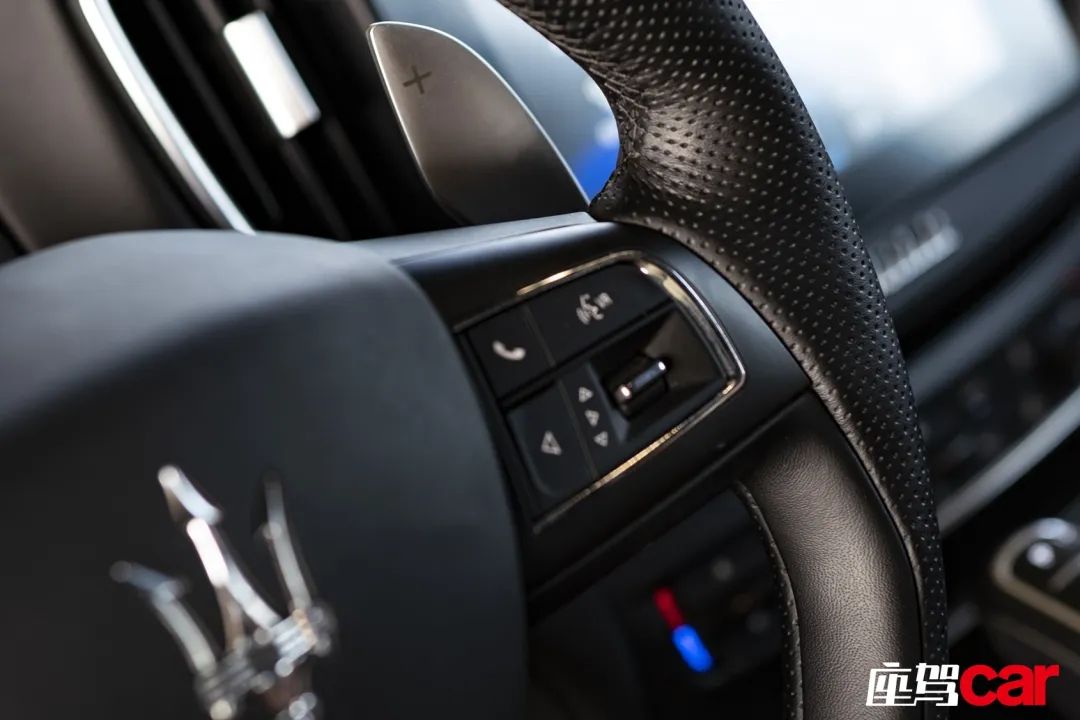 钢铁森林中的城市猎人|CARREVIEWS