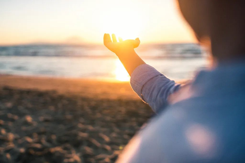 晨读让自己成为一个温暖的人,心灵美文晨读每日一读