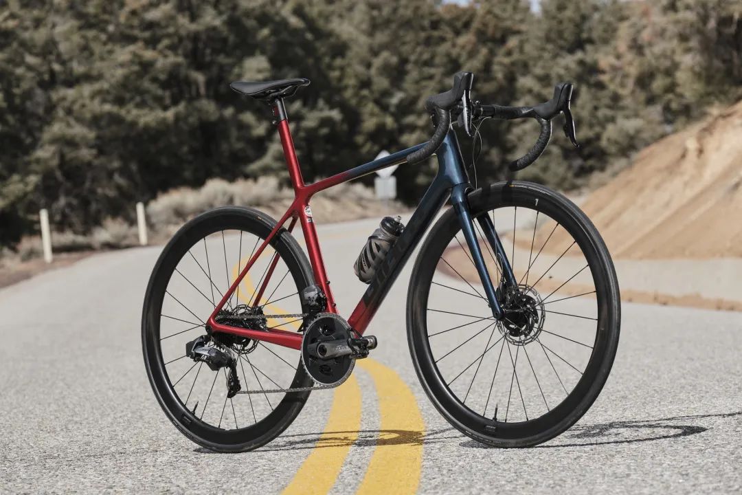 捷安特tcr买哪款,捷安特全新tcr购买指南