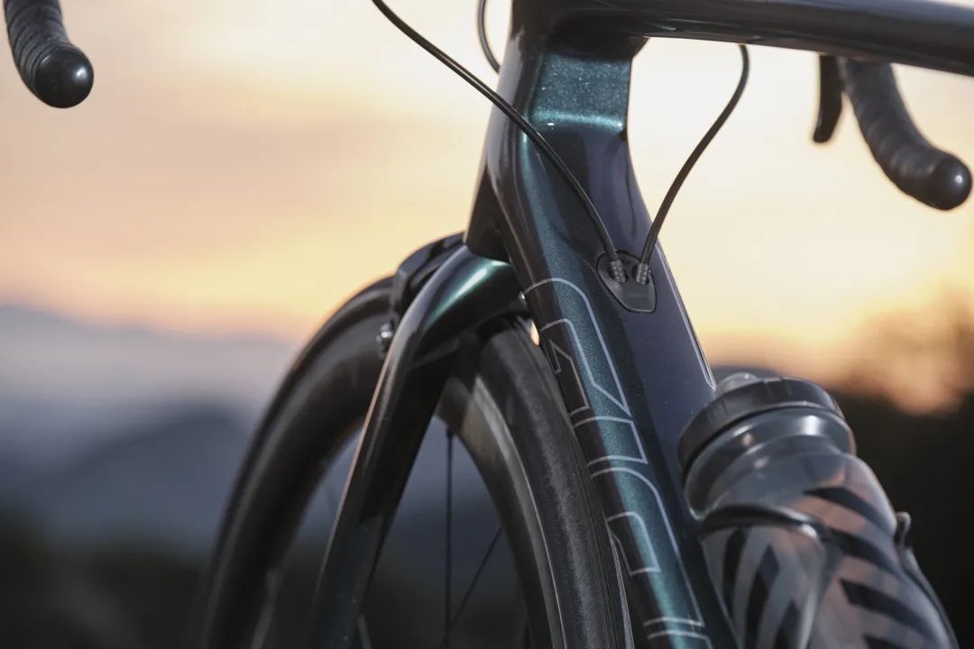 捷安特tcr2020款官网价格,捷安特2022款tcr全系列报价