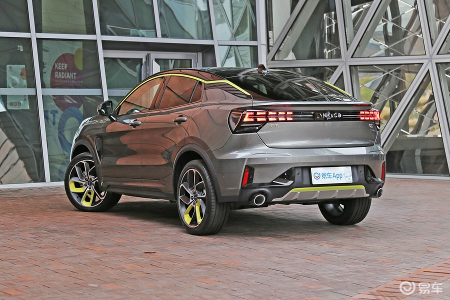 领克05plus2022款和2020款有什么区别,领克02hatchback和思域hatchback