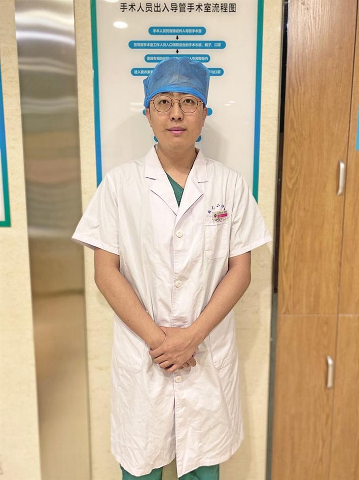 90后护士小姐姐的一天,90后美女小护士