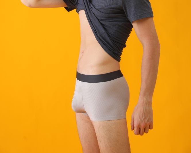 这*裤内**舒服抗菌，少买一件衣服也要换上（大牌同厂，男女都有，价格只要1/3！）