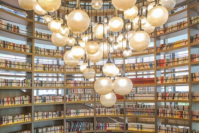 今年预算有限也能玩转三亚，十大私藏免费网红景点吃住买全攻略