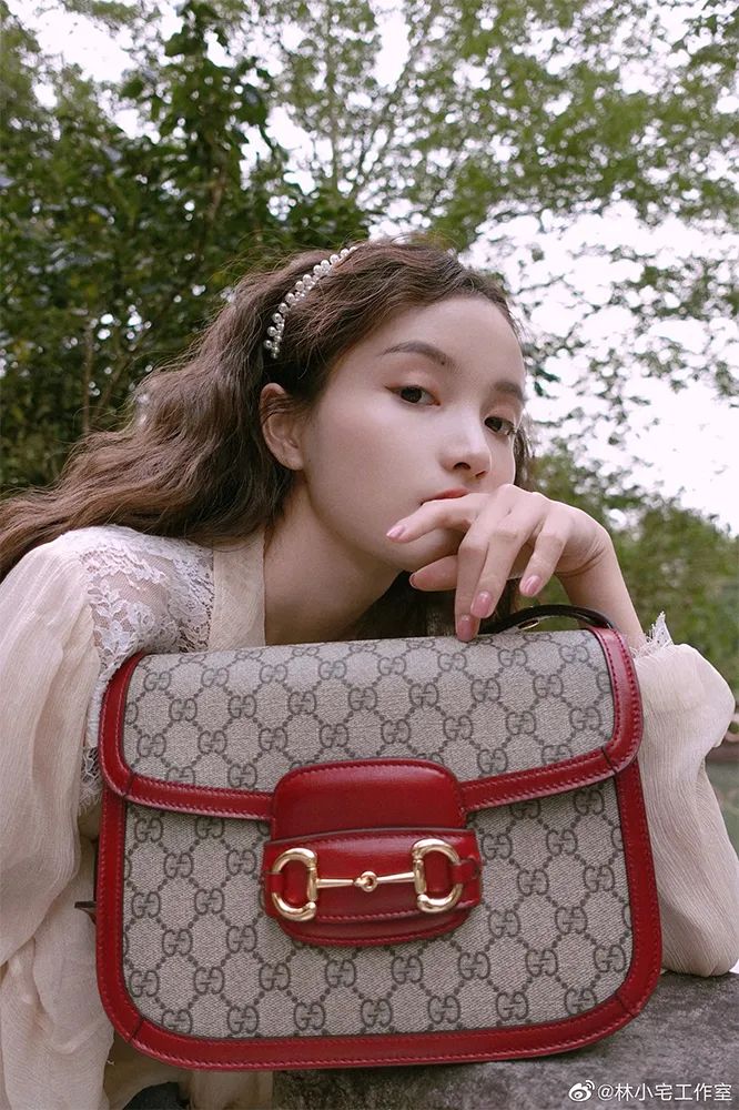 宋祖儿背包包,宋祖儿包包大揭秘