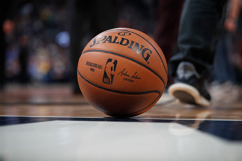 37年一个轮回，Wilson成为NBA下赛季官方用球