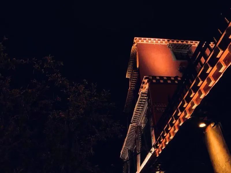 甘孜有个非常神秘的地方,甘孜州神秘的藏地文化