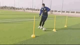 鐤儏瓒崇悆,鐤儏闃村奖绗肩僵涓嬬殑瓒崇悆