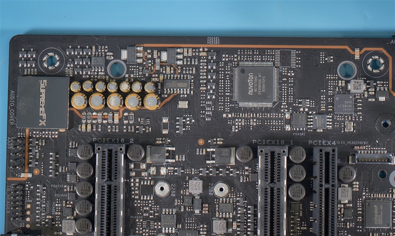 华硕ROGMAXIMUSXIIEXTREME主板评测：为什么它能值8999元