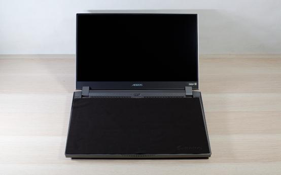 技嘉17.3寸aorus17g缺点,技嘉aorus17g-xc笔记本怎么样