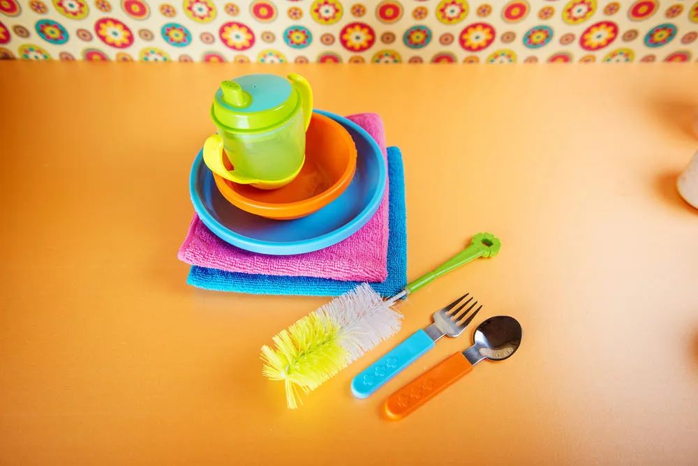 进口奶瓶奶嘴和儿童餐具有哪些质量安全风险？