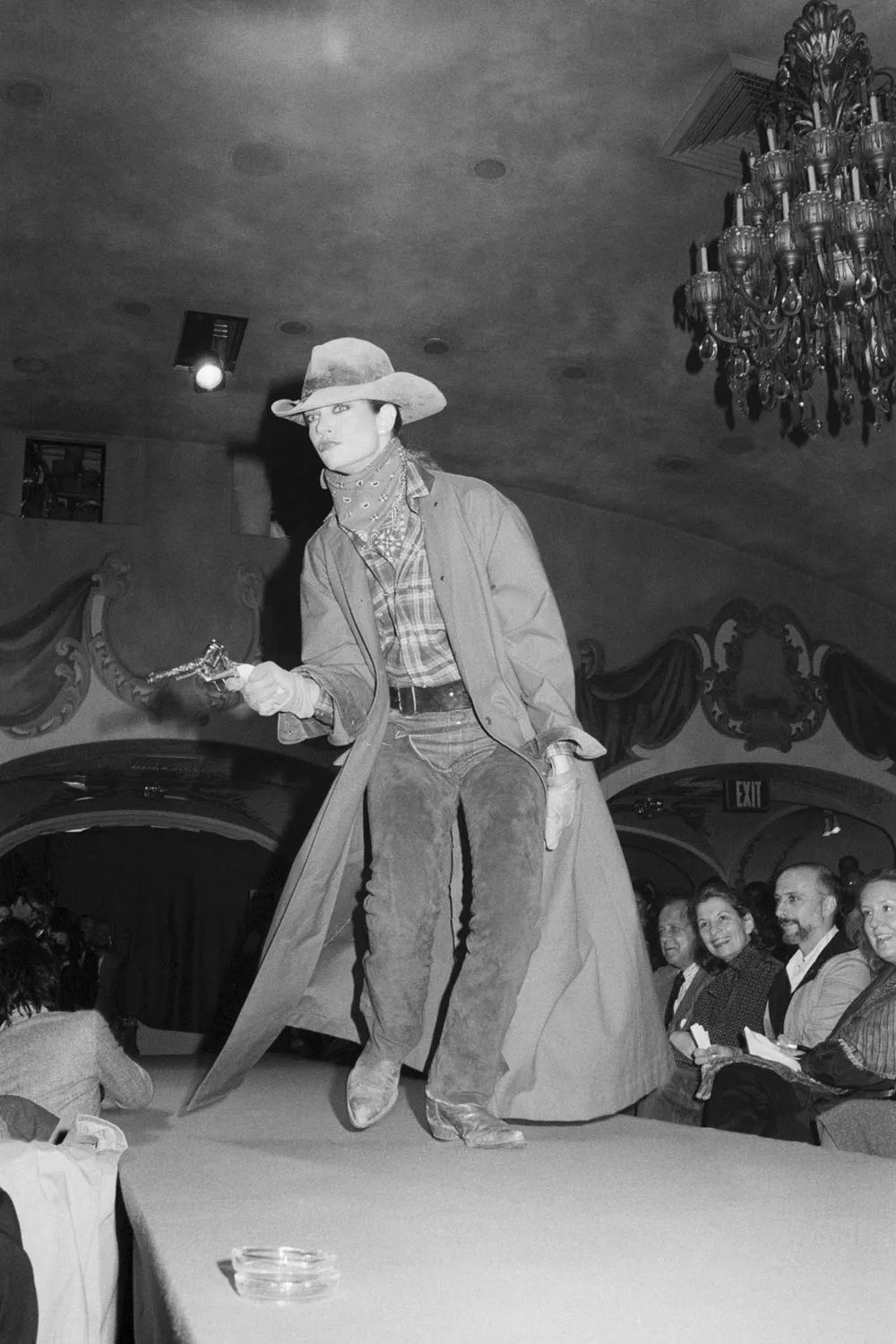 拉夫劳伦a80,拉夫劳伦22年