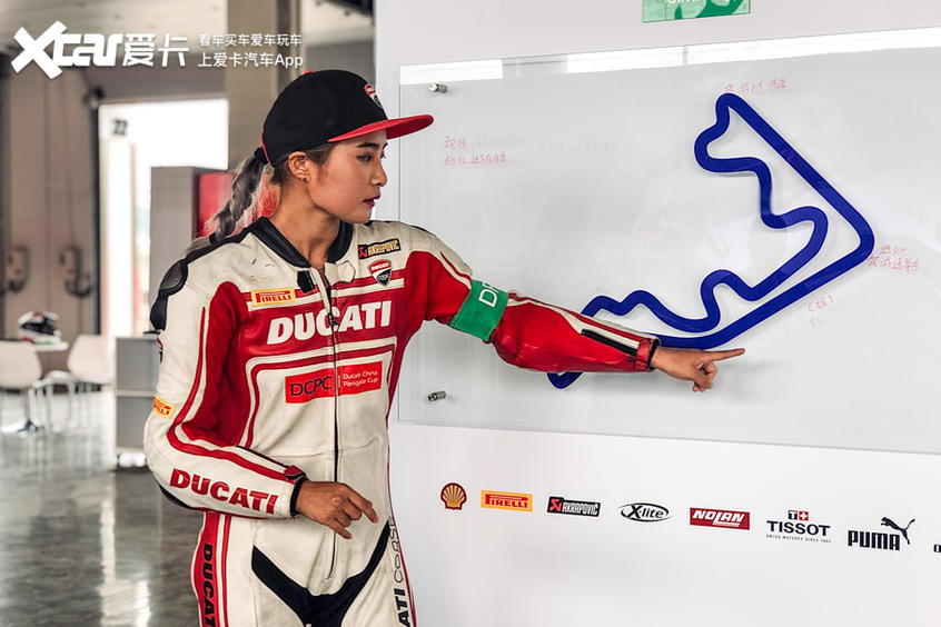 这才是杜卡迪的正确驾驶方法,杜卡迪应该怎么骑才舒服