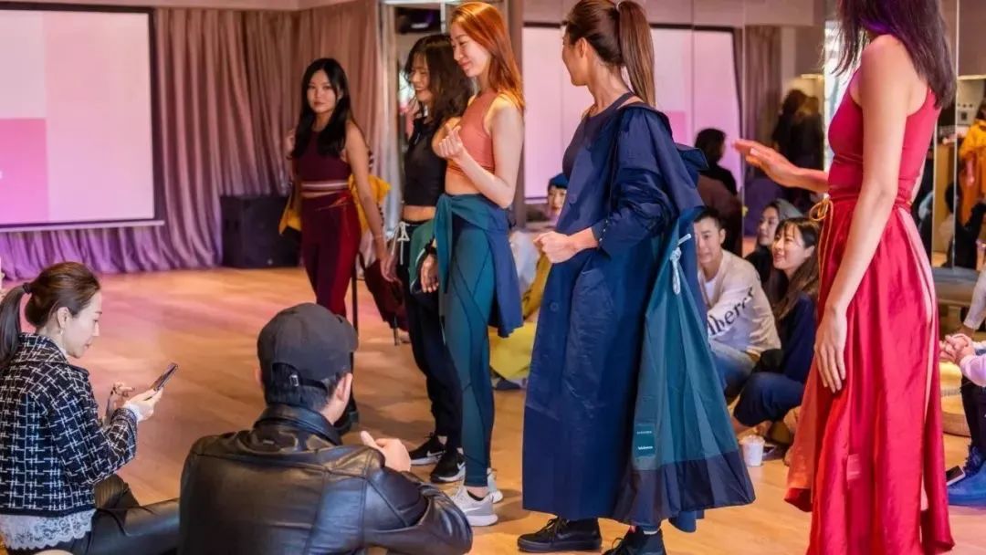 lululemon运动裤的成瘾者们