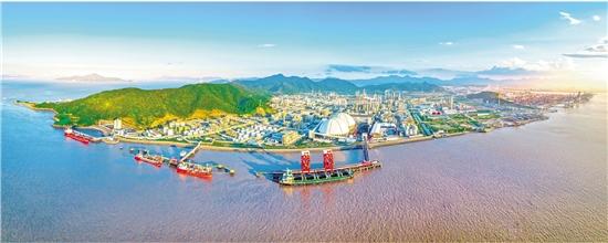 浙报整版｜宁波大榭开发区：擦亮高质量发展精品区“金字招牌”