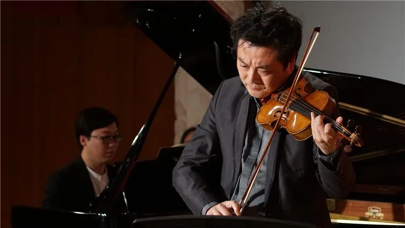 视频吕思清小提琴梁祝完整版,吕思清日本演奏梁祝小提琴协奏曲