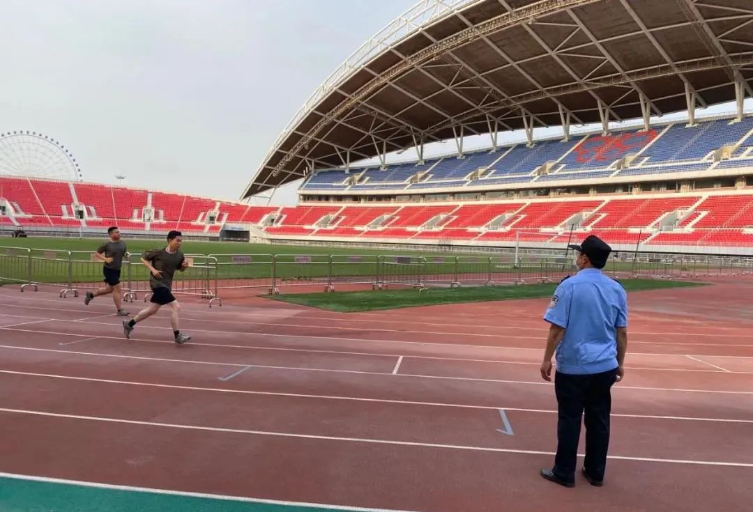 动起来体育俱乐部,潍坊奥体中心体育场