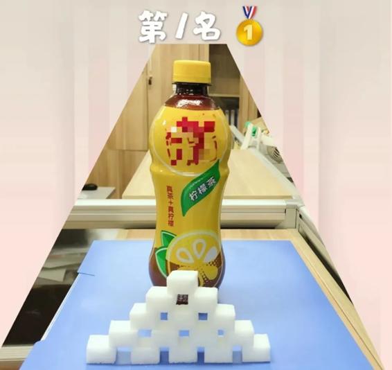 23岁女子长期点奶茶喝进icu,女孩过度饮用奶茶进icu