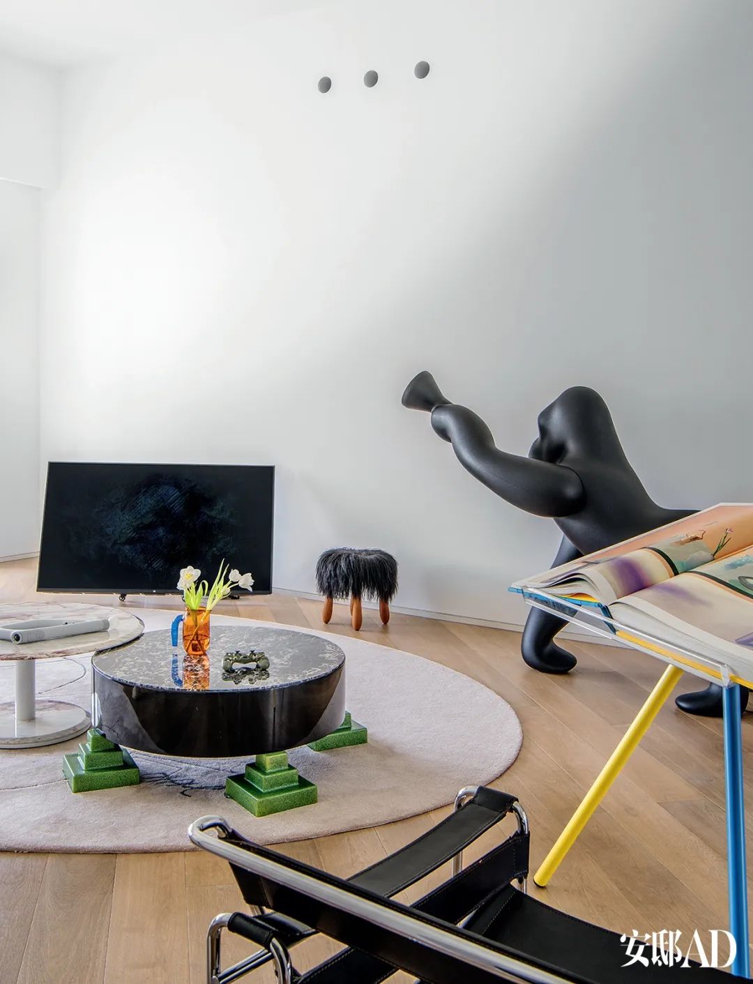 一个儿童游乐场直径为8米,一个儿童游乐场是圆形的