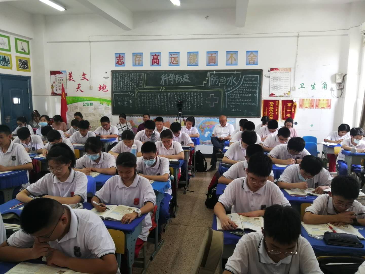 学在经开鹤湖唱响主旋律——鹤湖学校：用思维导图助力英语课堂