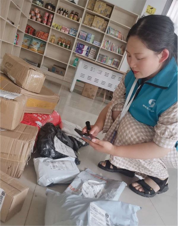 在小网格中守护人民群众幸福感,社区网格暖心服务