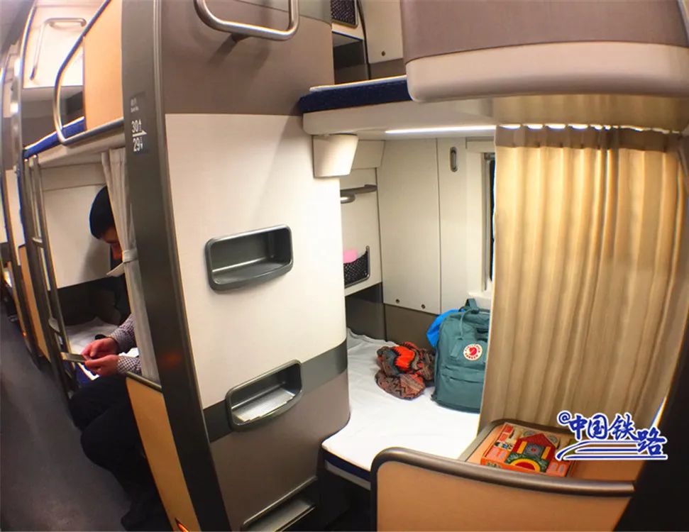 那些年我们坐过的双层列车 (那些年我们坐过的双层火车)