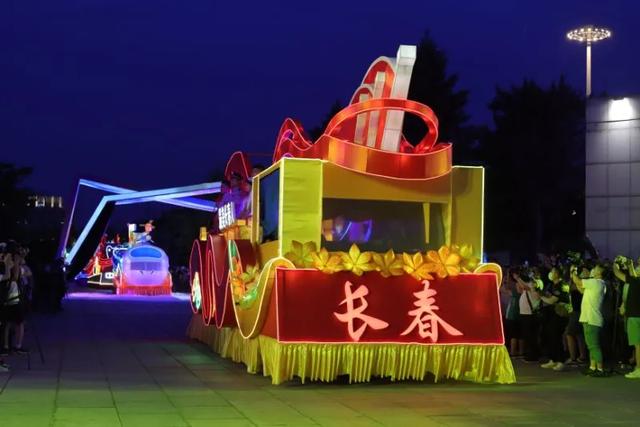 长春花车巡游转播,长春花车巡游最新视频