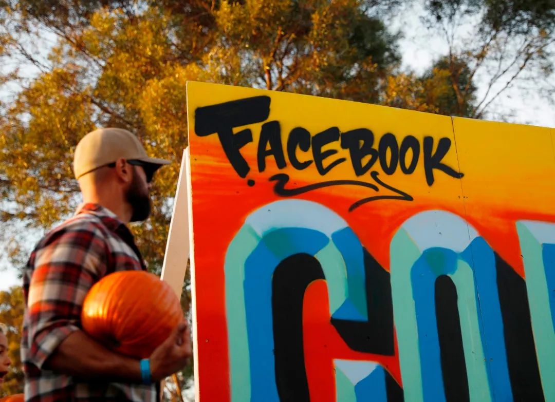 facebook公司暂停广告投放,广告撤离facebook