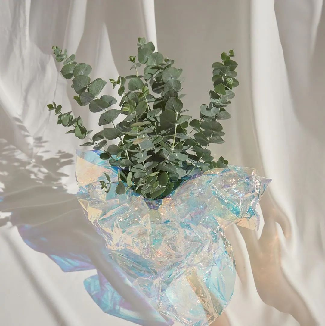 blackpink泫雅摆尾,blackpink全员观看泫雅舞台