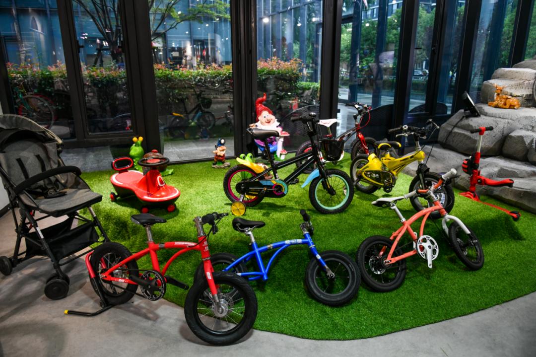 在曾经的年代凤凰牌自行车,凤凰牌自行车当年很好吗