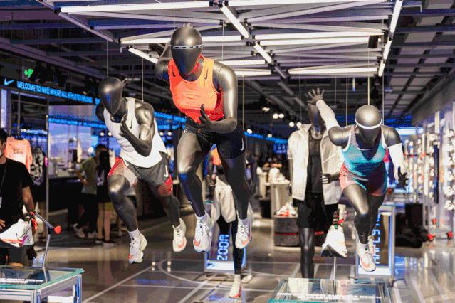 全球nike三大门店,广州nikerise概念店