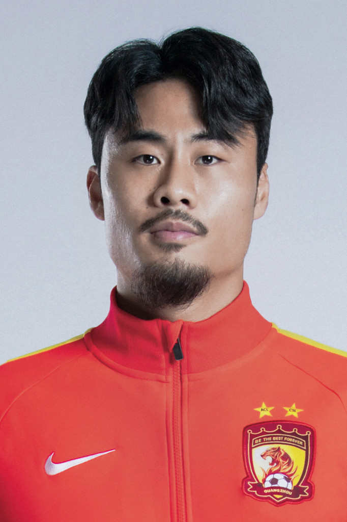 恒大新帅曝光,2019赛季恒大定妆照