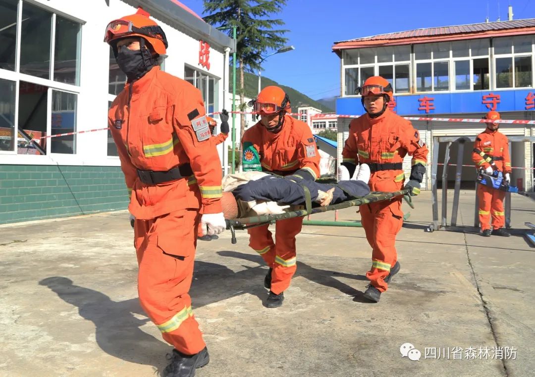 从难从严从实战出发,从难从严砺精兵