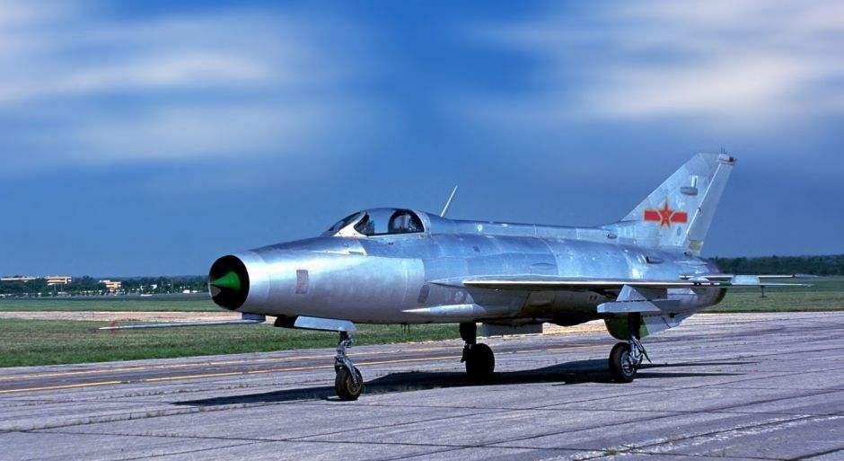 裁员900人,裁员1100人