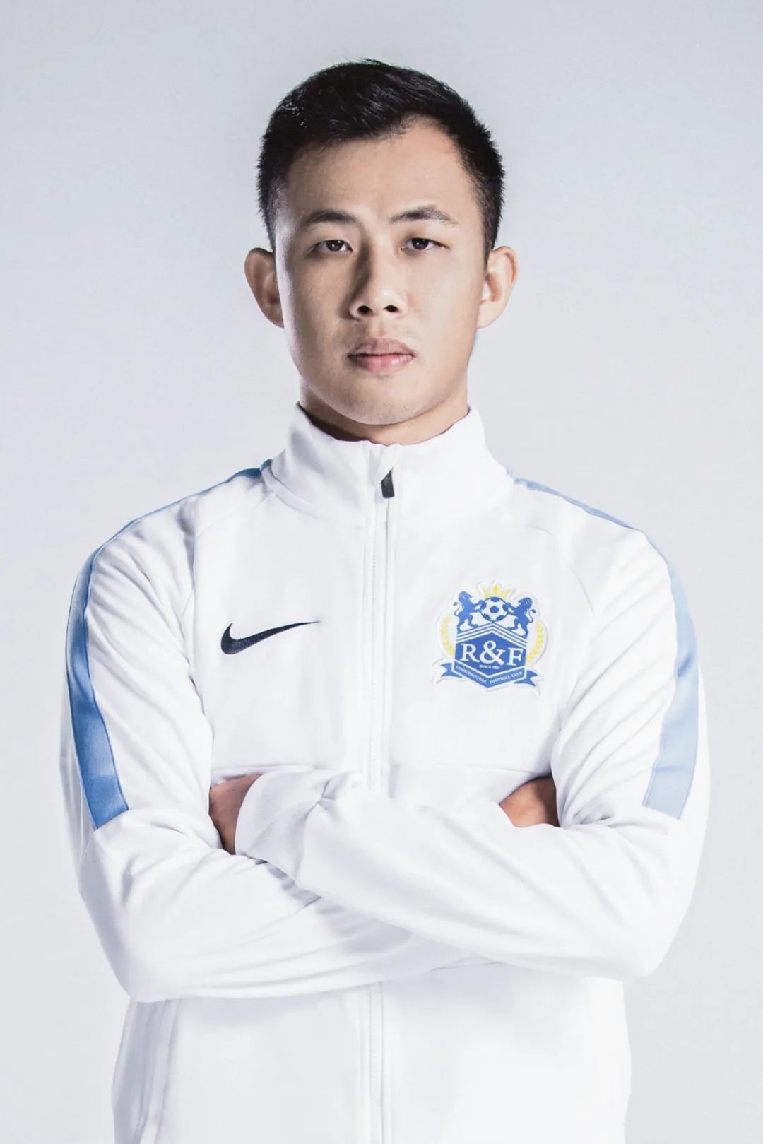 我们的全家福来啦!还有帅气的定妆照