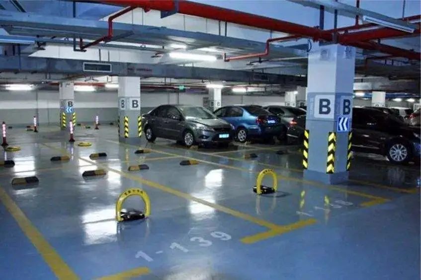 小区车位“只售不租”将受处罚、电动车禁止上楼入户充电...广西物业管理条例新规引关注