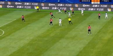 李松益鲁能2比1,李松益点球破门