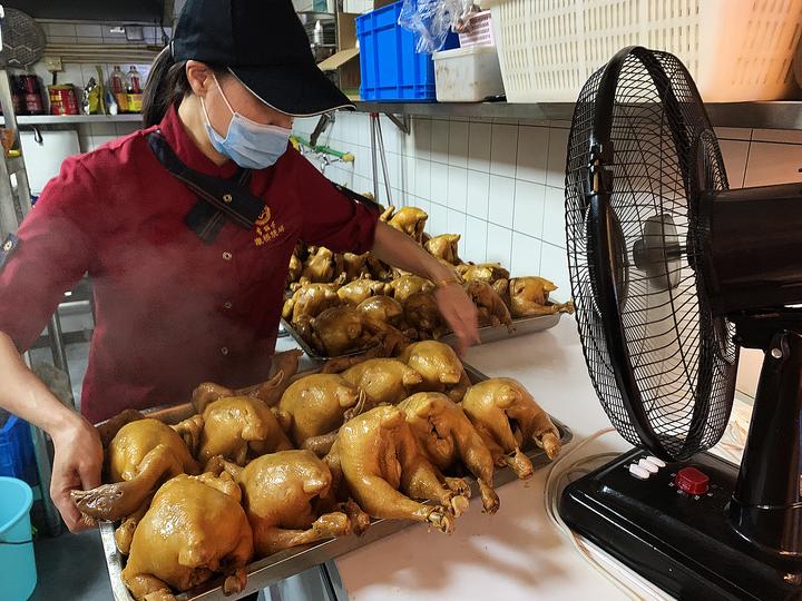 晓食｜头伏火腿，二伏鸡，三伏要吃金银蹄，杭州伏天吃鸡指南