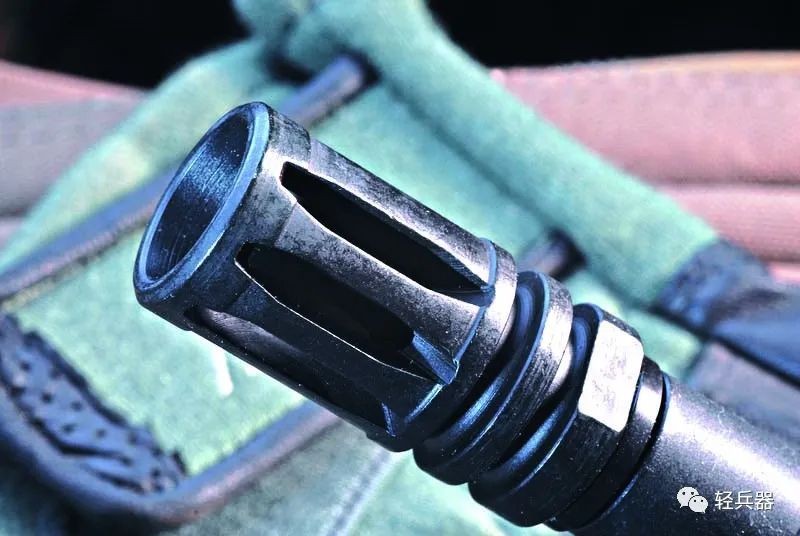 丹麦麦德森系列9mm冲锋枪尺寸,秘鲁mgp-84a式9mm冲锋枪