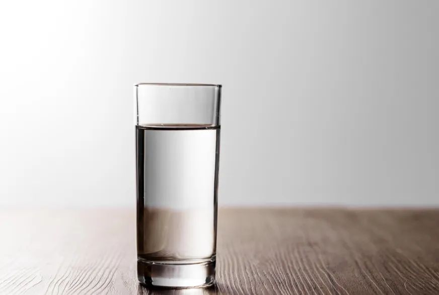 千万别用塑料杯喝水,别再用这种杯子喝水了