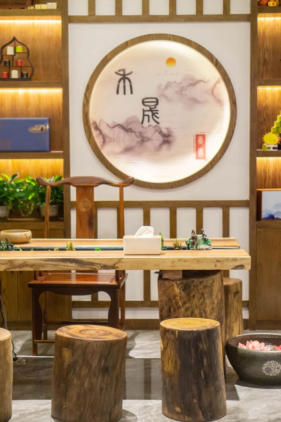 鍚冨湪鍢夊叴,鍚冨湪鍢夊叴缇庨鐗规儬涓撳満