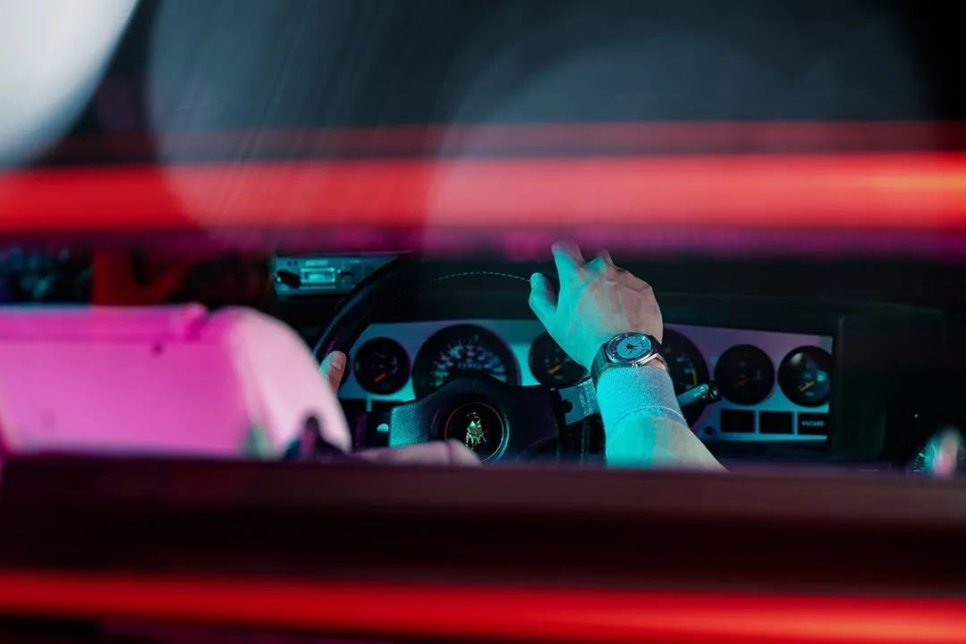 这几款腕表暗黑到极致也帅到极致,有颜值有实力的一款高端机械腕表